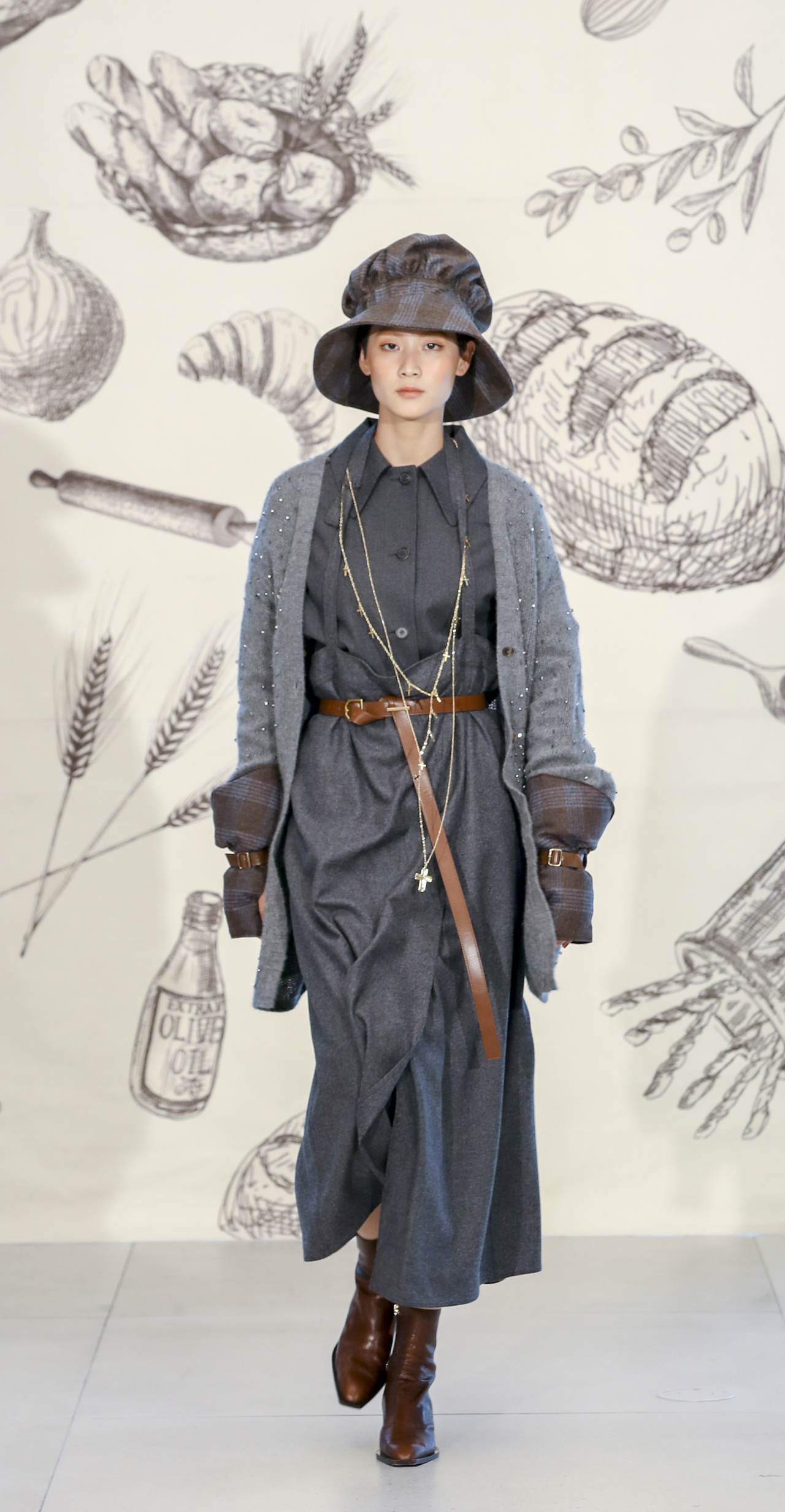 Fashion Designer Gee Chun-hee showcases her 2021 F/W fashion collection inspired by slow fashion. (Miss Gee Collection)