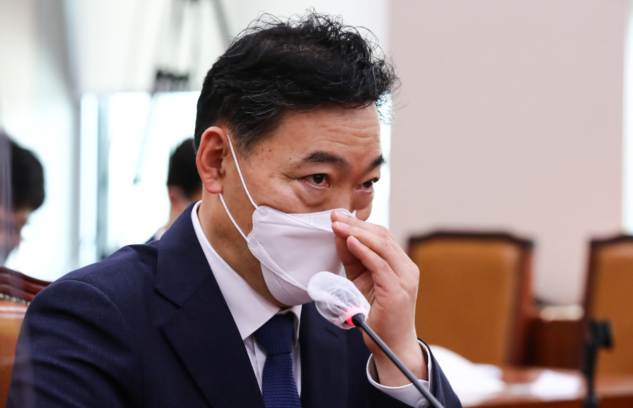 This image shows Prosecutor General-elect Kim Oh-soo during his parliamentary confirmation hearing last Wednesday. (Yonhap)