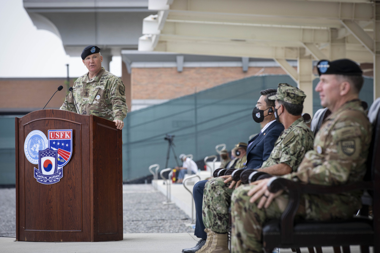 Gen. Paul LaCamera speaks during a change of command ceremony at Camp Humphreys, the US military headquarters in Pyeongtaek, Gyeonggi Province, July 2, 2021. (Yonhap)