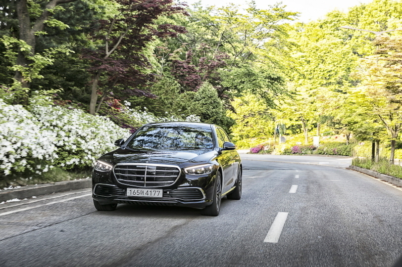 Mercedes-Benz S-Class (Mercedes-Benz Korea)