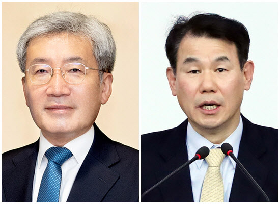 From left: Koh Seung-beom, a member of the Bank of Korea’s monetary policy board and Jeong Eun-bo, South Korea`s chief negotiator for defense cost-sharing talks with the US. (Yonhap)