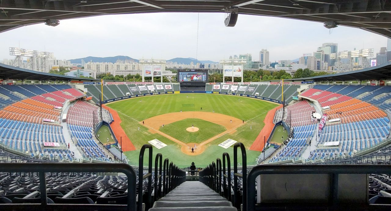 This file photo from July 12, 2021, shows Jamsil Baseball Stadium in Seoul, home of the Doosan Bears. (Yonhap)