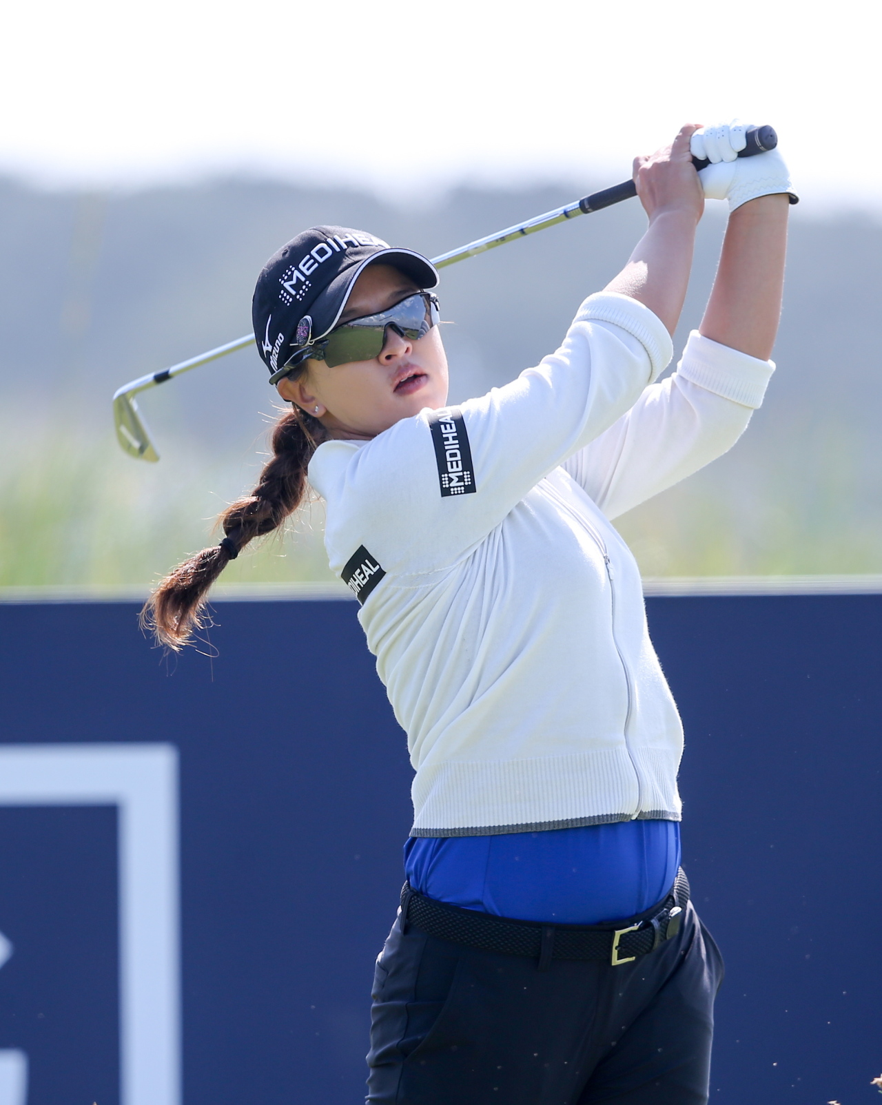In this EPA photo, Kim Sei-young of South Korea hits a shot during the final round of the AIG Women's Open at Carnoustie Golf Links in Carnoustie, Scotland, on Sunday. (EPA-Yonhap)