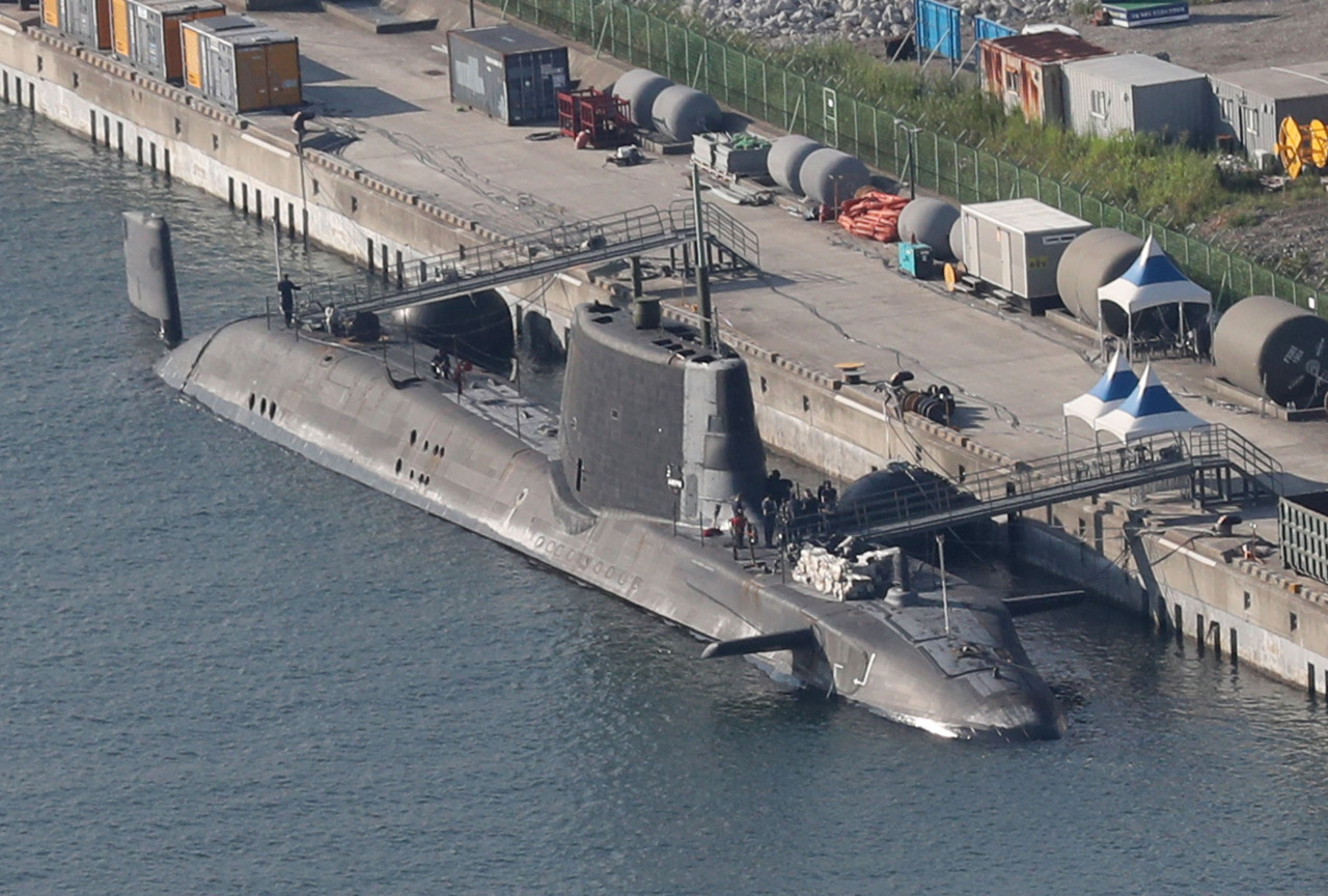 HMS Artful, the third of the Royal Navy's Astute class submarines, docks at Busan port on August 12, 2021. (Yonhap)
