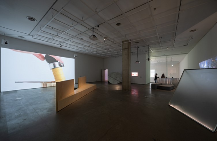 An installation view of “Watch and Chill: Streaming Art to Your Home” at MMCA Seoul (MMCA)