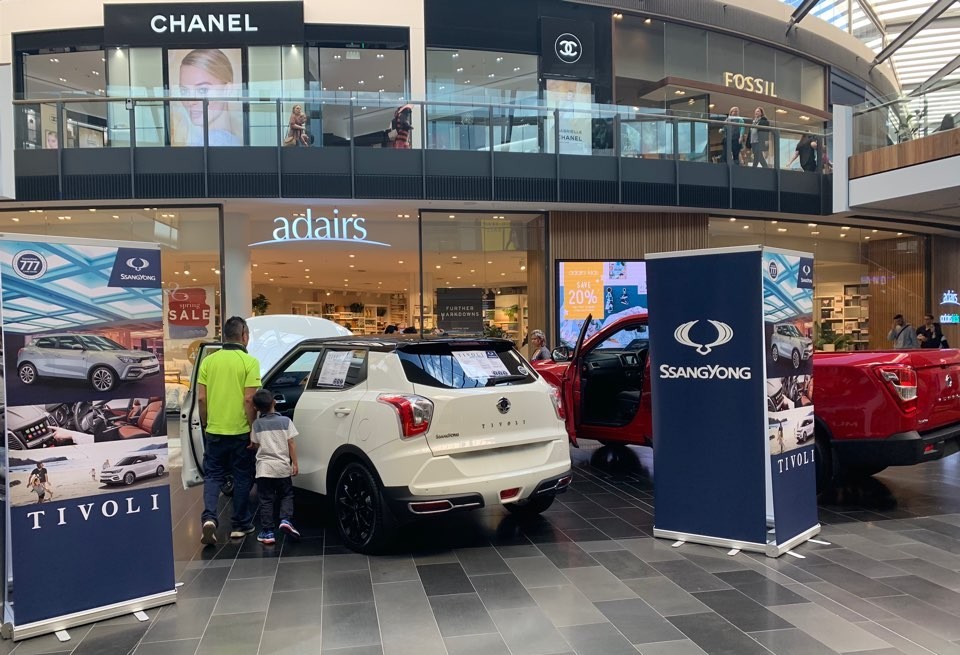 A SsangYong Motor car is being displayed a shopping mall in Melbourne, Australia. (SsangYong Motor)