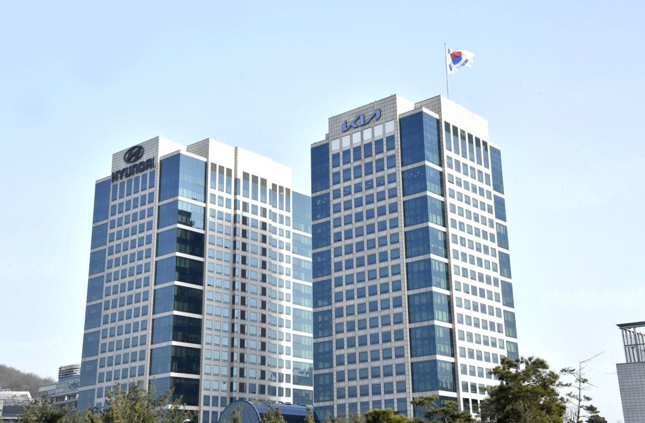 This file photo provided by Hyundai Motor Group shows Hyundai Motor Co.'s and Kia Corp.'s headquarter buildings in Yangjae, southern Seoul. (Hyundai Motor Group)