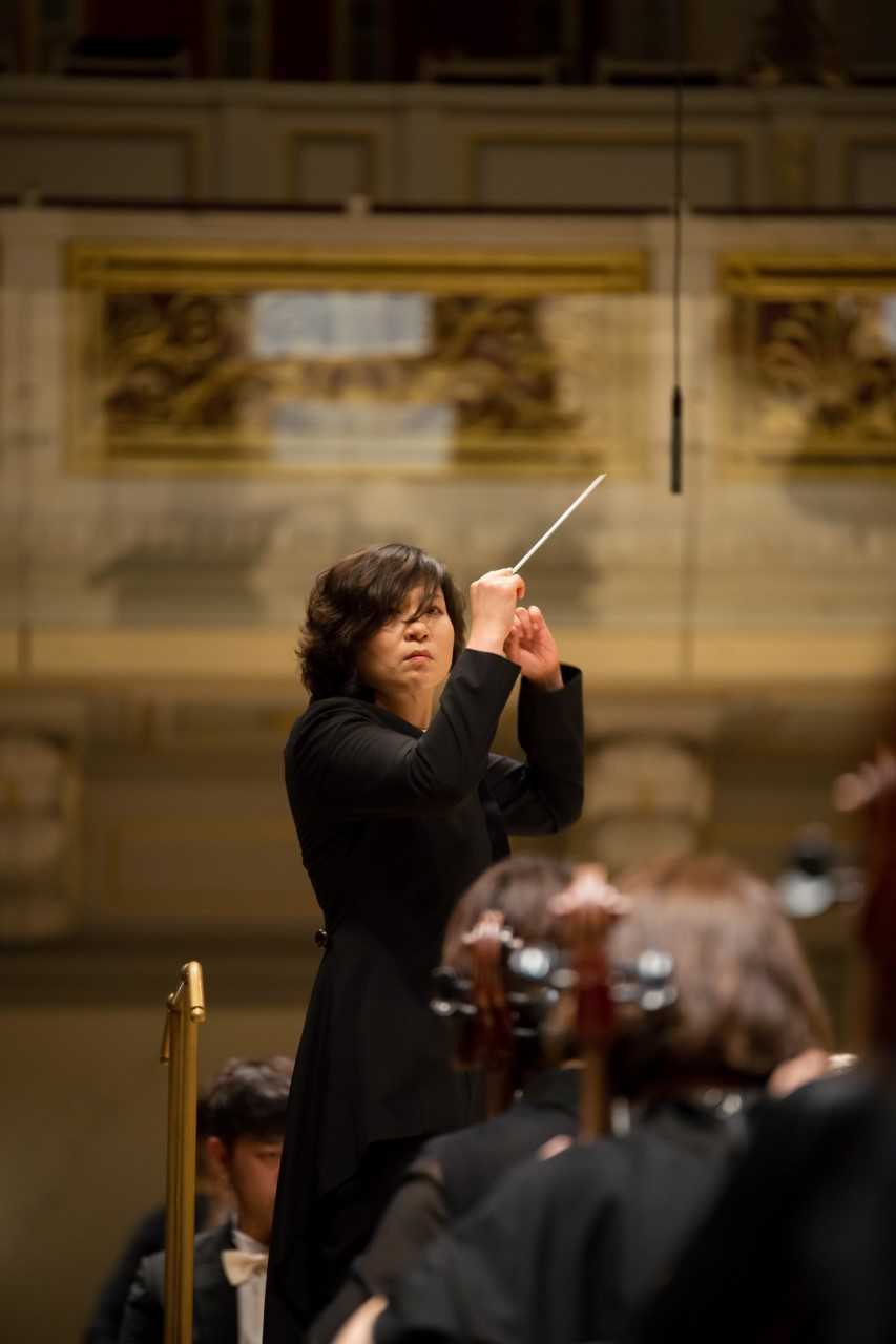 Conductor Sung Shi-yeon (Classic &)
