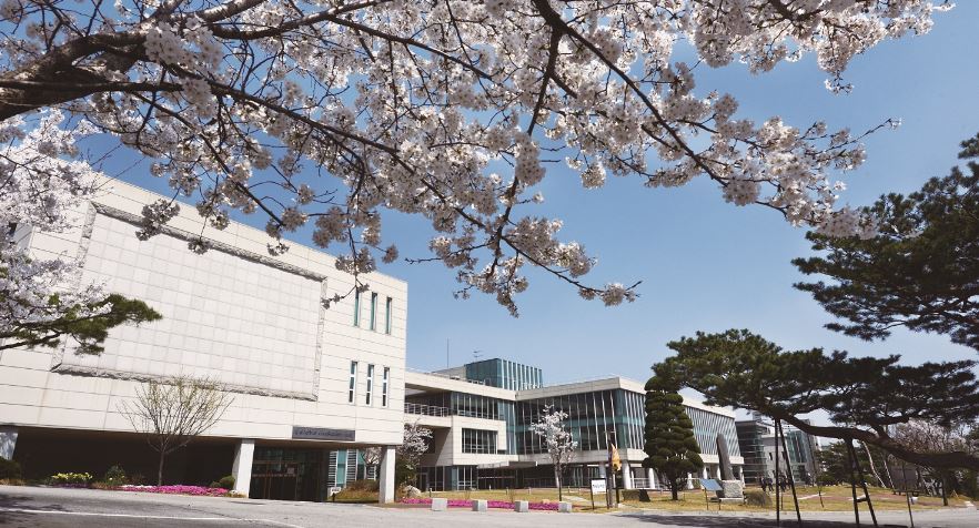 Hanshin University (Hanshin University)