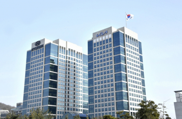 This file photo provided by Hyundai Motor Group shows Hyundai Motor Co.'s and Kia Corp.'s headquarters buildings in Yanjae, southern Seoul. (Hyundai Motor Group)