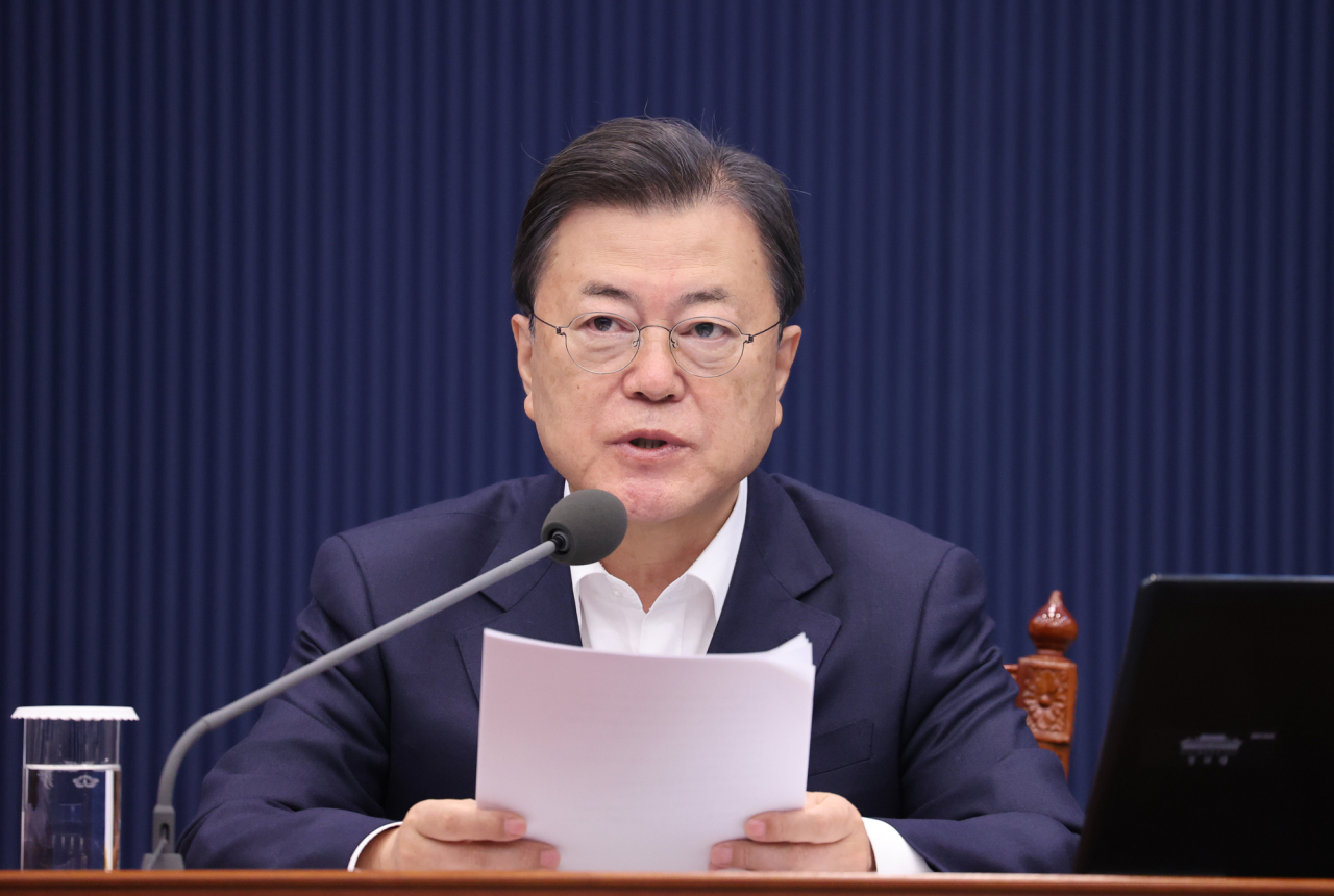 President Moon Jae-in speaks during a Cabinet meeting at the presidential office Cheong Wa Dae in Seoul on Tuesday. (Yonhap)