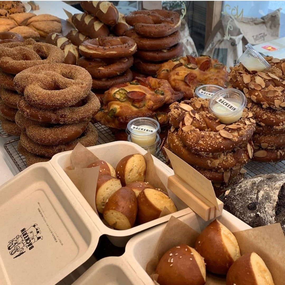 At Backerin, Lee Ho-kyoung sells her take on German bread -- several varieties of pretzels and brotchen -- and sweets like her mini lemon gugelhupfs. (Photo credit: @backerin_seoul)