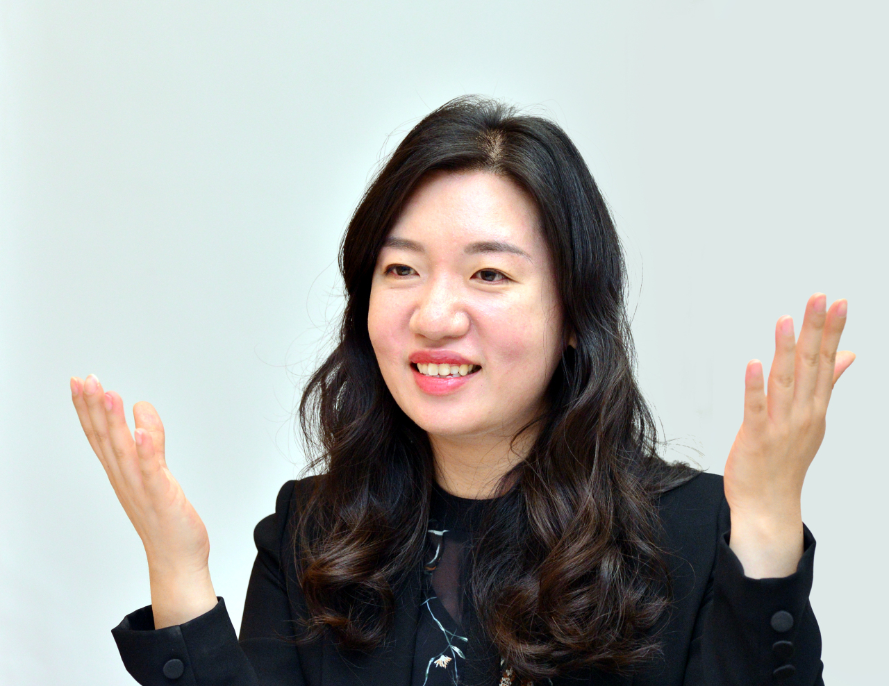 Wish School CEO Kim Young-ran speaks in an interview with The Korea Herald. (Park Hyun-koo/The Korea Herald)