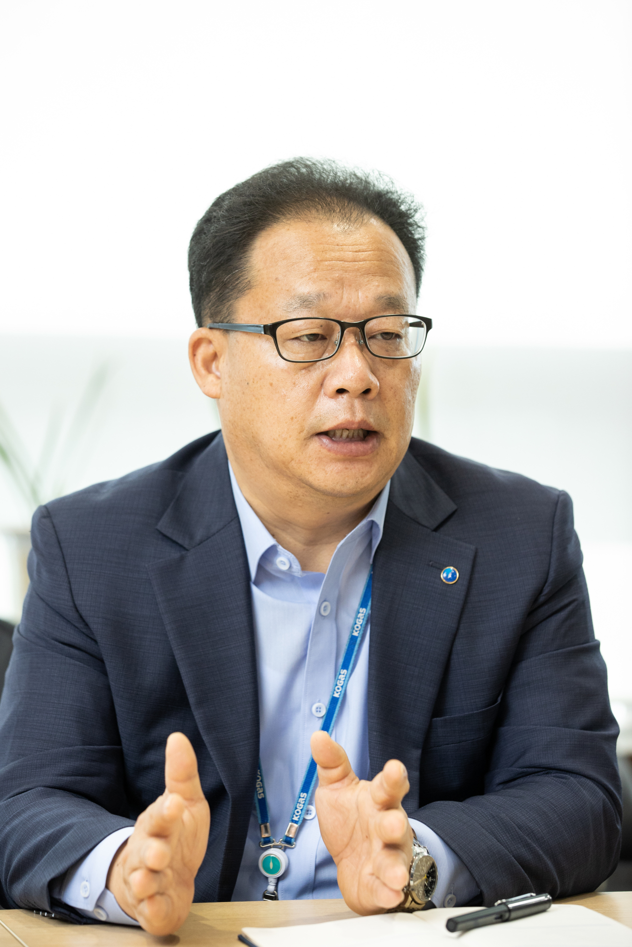 Yang Jin-yul, the executive vice president and head of the hydrogen business division at Korea Gas Corp., speaks during an interview with The Korea Herald. (Kogas)