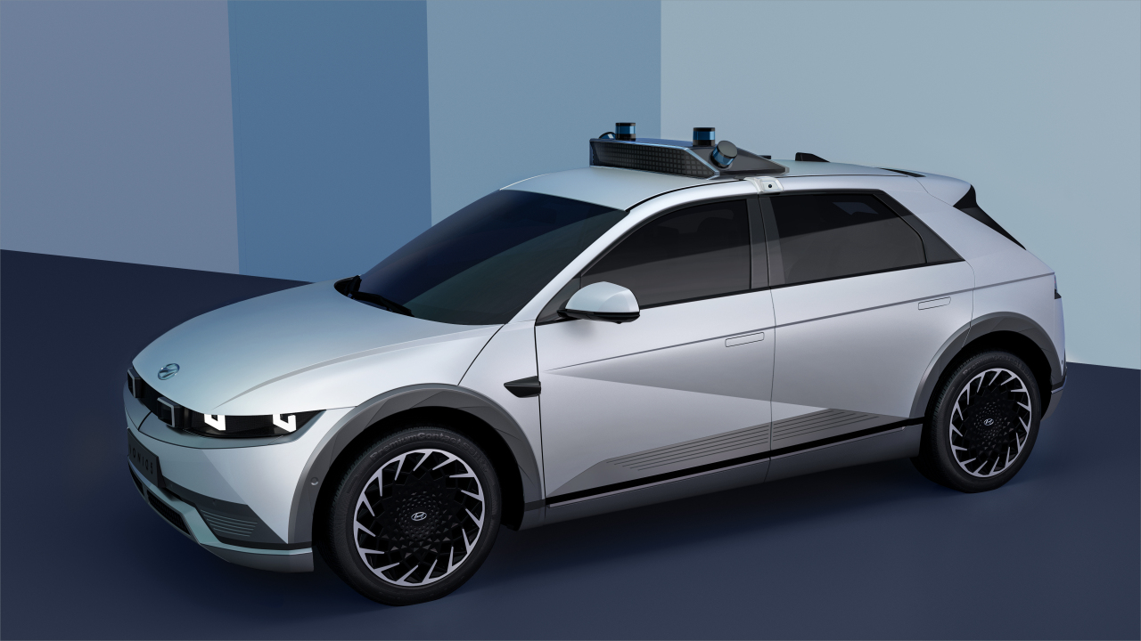 A rendering image shows Hyundai Motor Group’s fully electric Ioniq 5, which will be tested in Seoul next year as a self-driving car requiring no human supervision. (Hyundai Motor)
