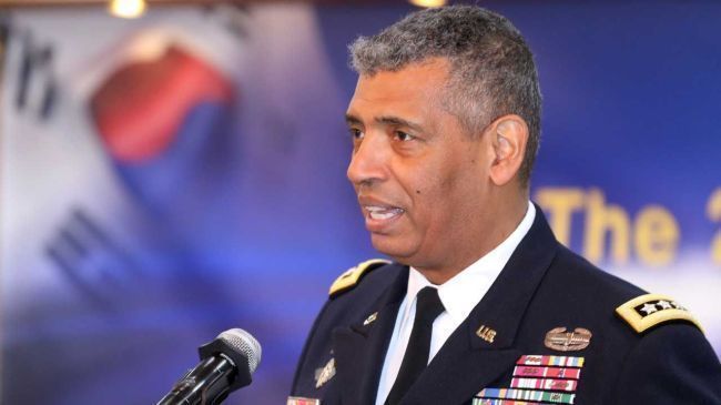 Gen. Vincent Brooks, commander of the ROK-US Combined Forces Command from 2016-2018. (Yonhap)