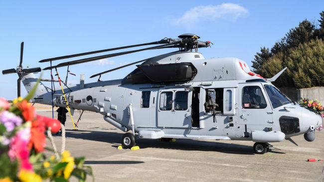 (MUH-1 Marineon, the Marine variant of the KUH-1 Surion helicopter)