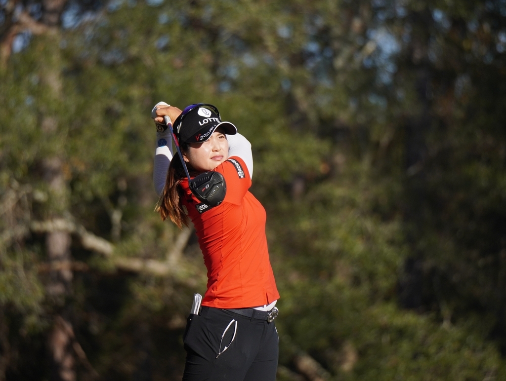 Choi Hye-jin of South Korea watches her tee shot during the third round of the LPGA Q-Series on Falls Course at Magnolia Grove Golf Course in Mobile, Alabama, last Saturday, in this photo provided by LPGA. (LPGA)
