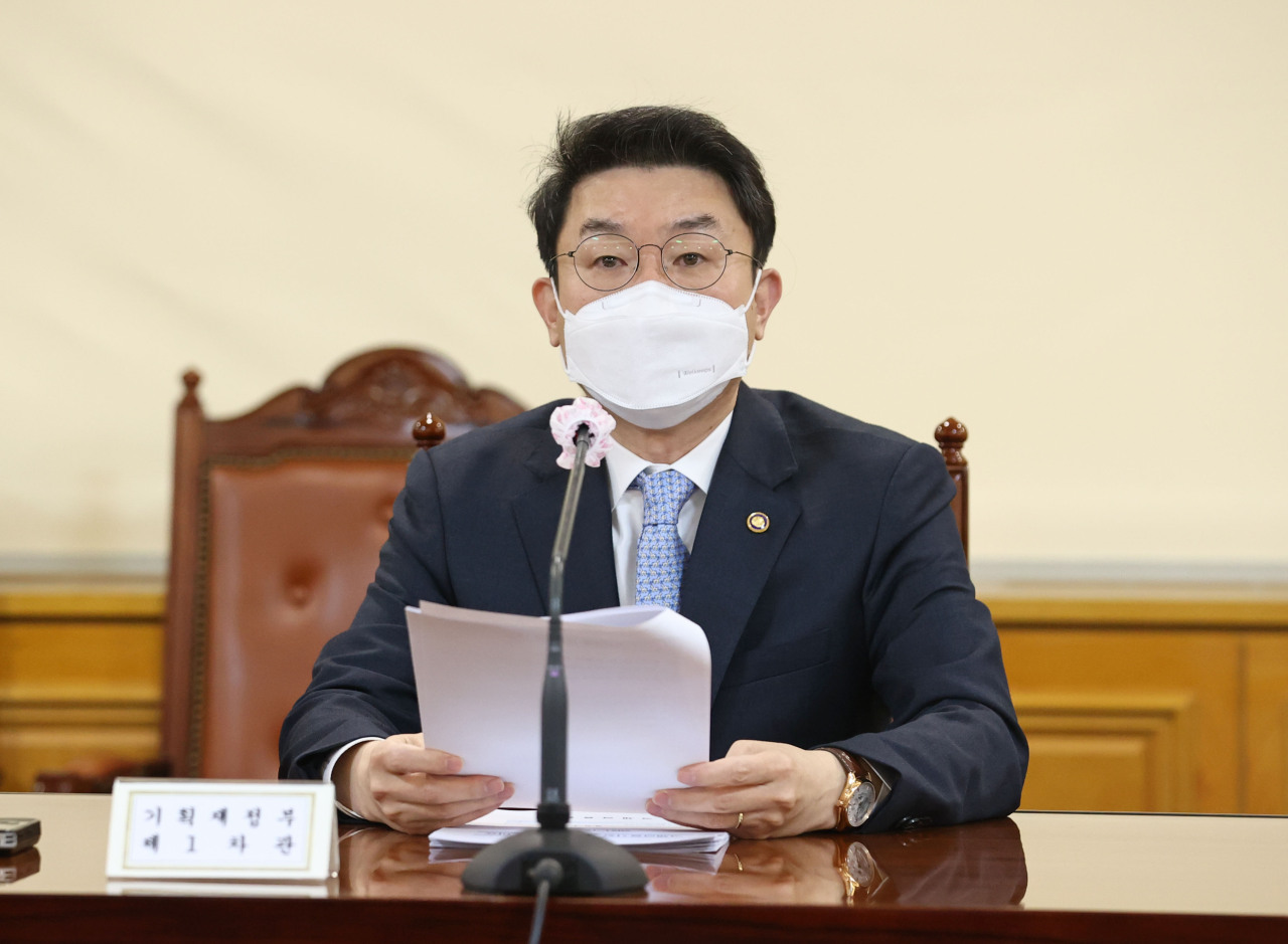 First Vice Finance Minister Lee Eog-weon (Yonhap)