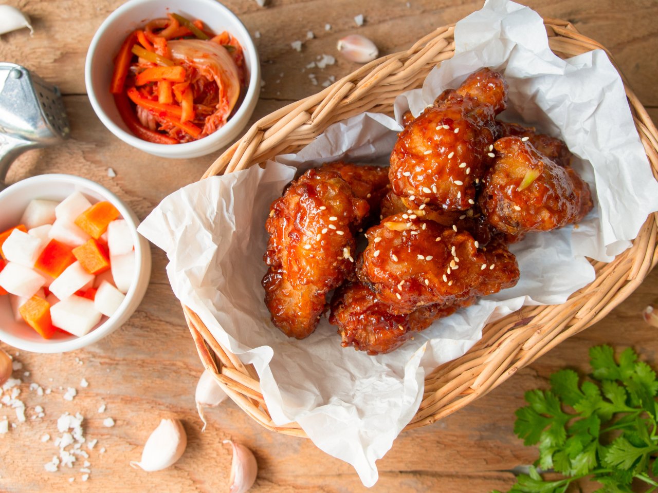A promotional photo of a Korean fried chicken dish (123rf)