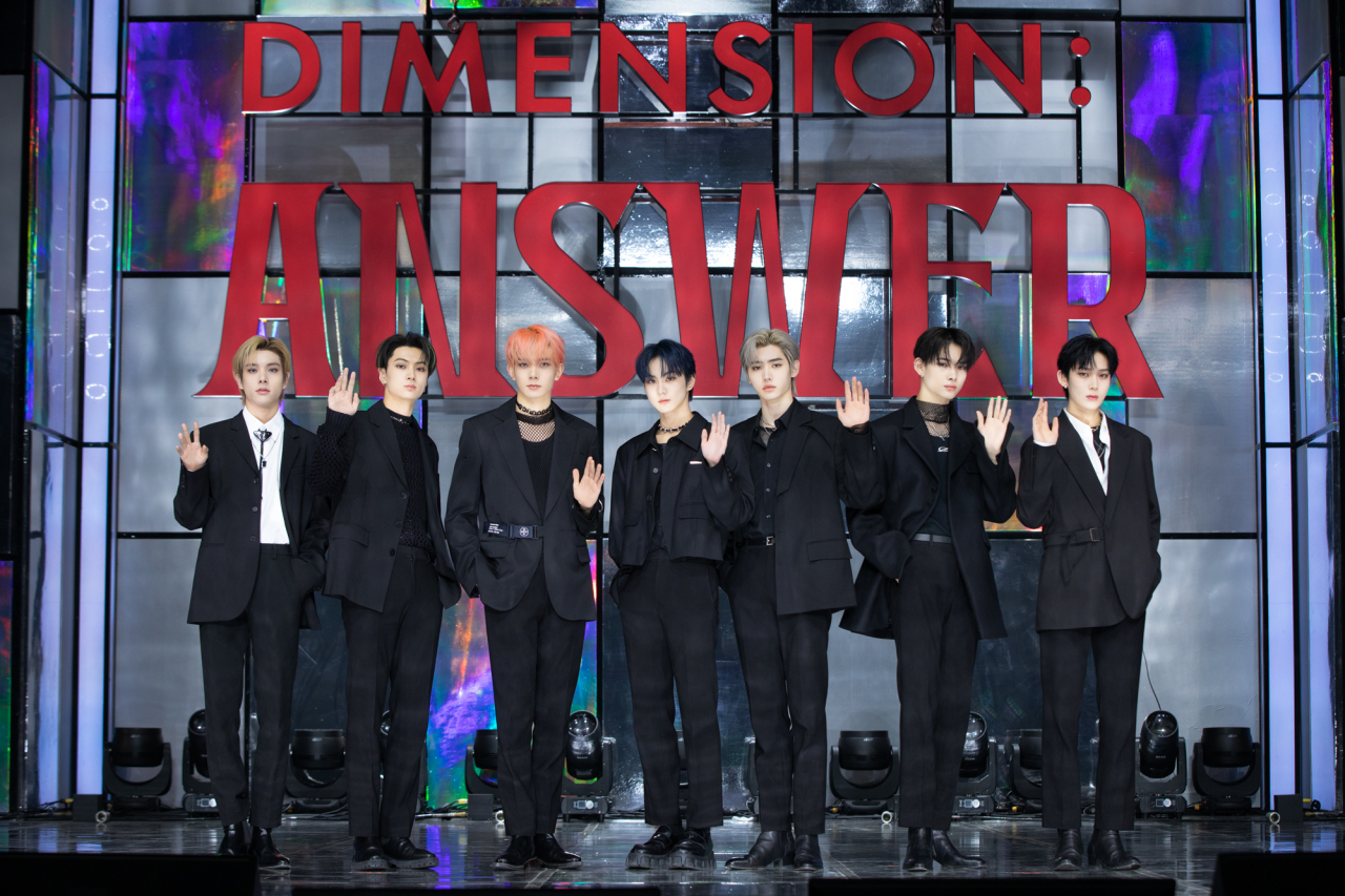Enhypen conducts a media showcase for their first repackage album “Dimension: Answer” in Seoul on Monday. (Belift Lab)