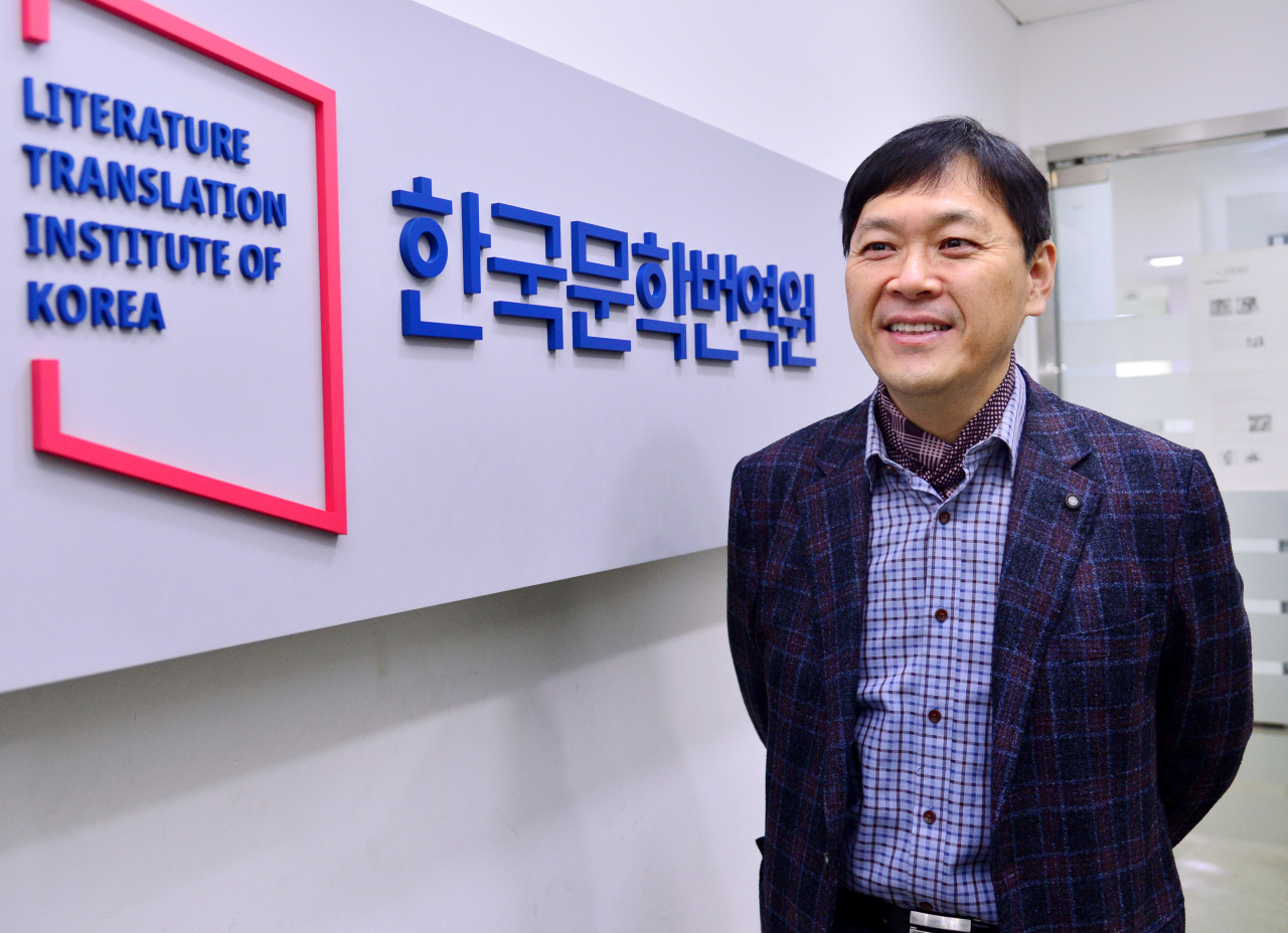 Kwak Hyo-hwan, president of the Literature Translation Institute of Korea, poses for a photo on Jan. 10 during an interview with The Korea Herald at the institute‘s office in Samseong-dong, Seoul. (Park Hyun-koo/The Korea Herald)