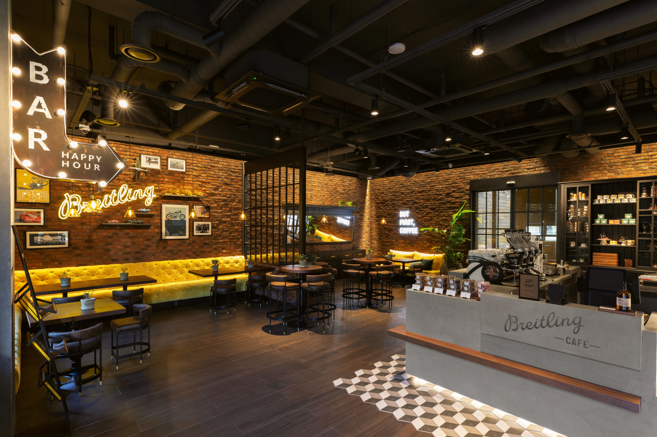 Breitling Cafe, Swiss watchmaker Breitling’s coffee shop, located on the first floor of the brand’s largest flagship store Breitling Hannam Townhouse in Hannam-dong, central Seoul. (Breitling Korea)