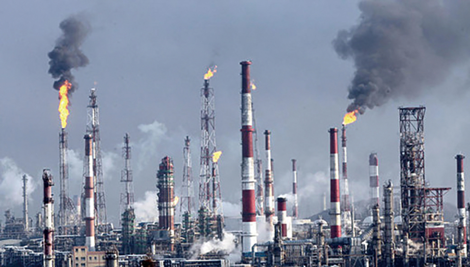 The industrial complex in the southern port city of Ulsan where production bases of Korea's major petrochemical companies are located (Yonhap)