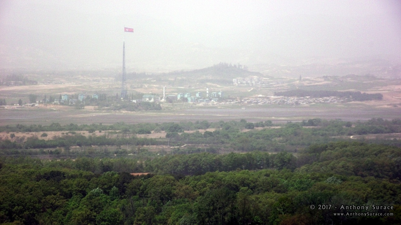 A view of North Korea‘s Kaesong City from the South Korean side of the demilitarized zone (Flickr - Anthony Surace)