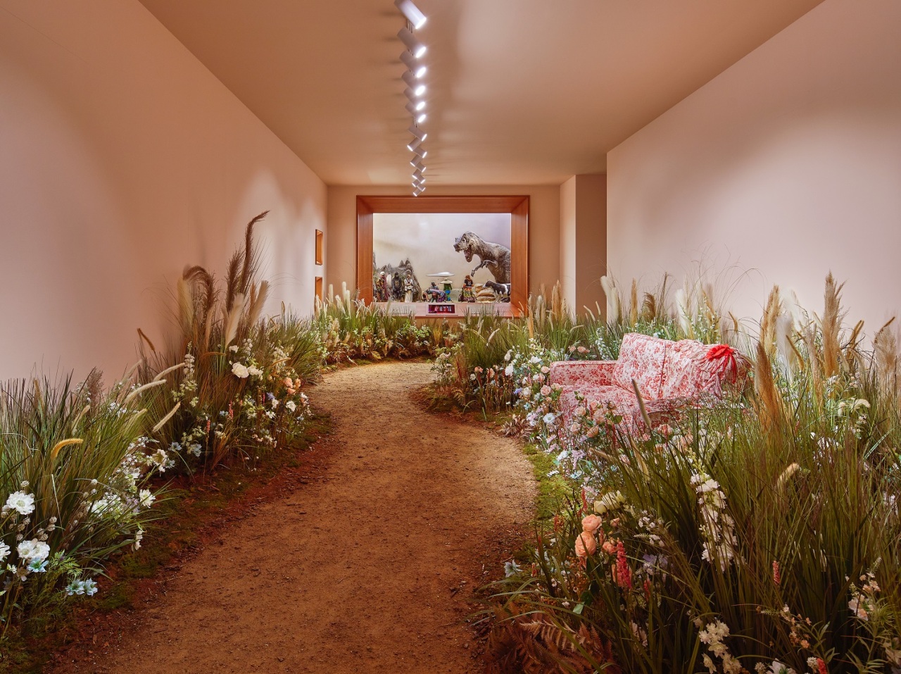 Installation view of “Gucci Garden Archetypes” at Dongdaemun Design Plaza (DDP) Design Museum in central Seoul (Gucci)