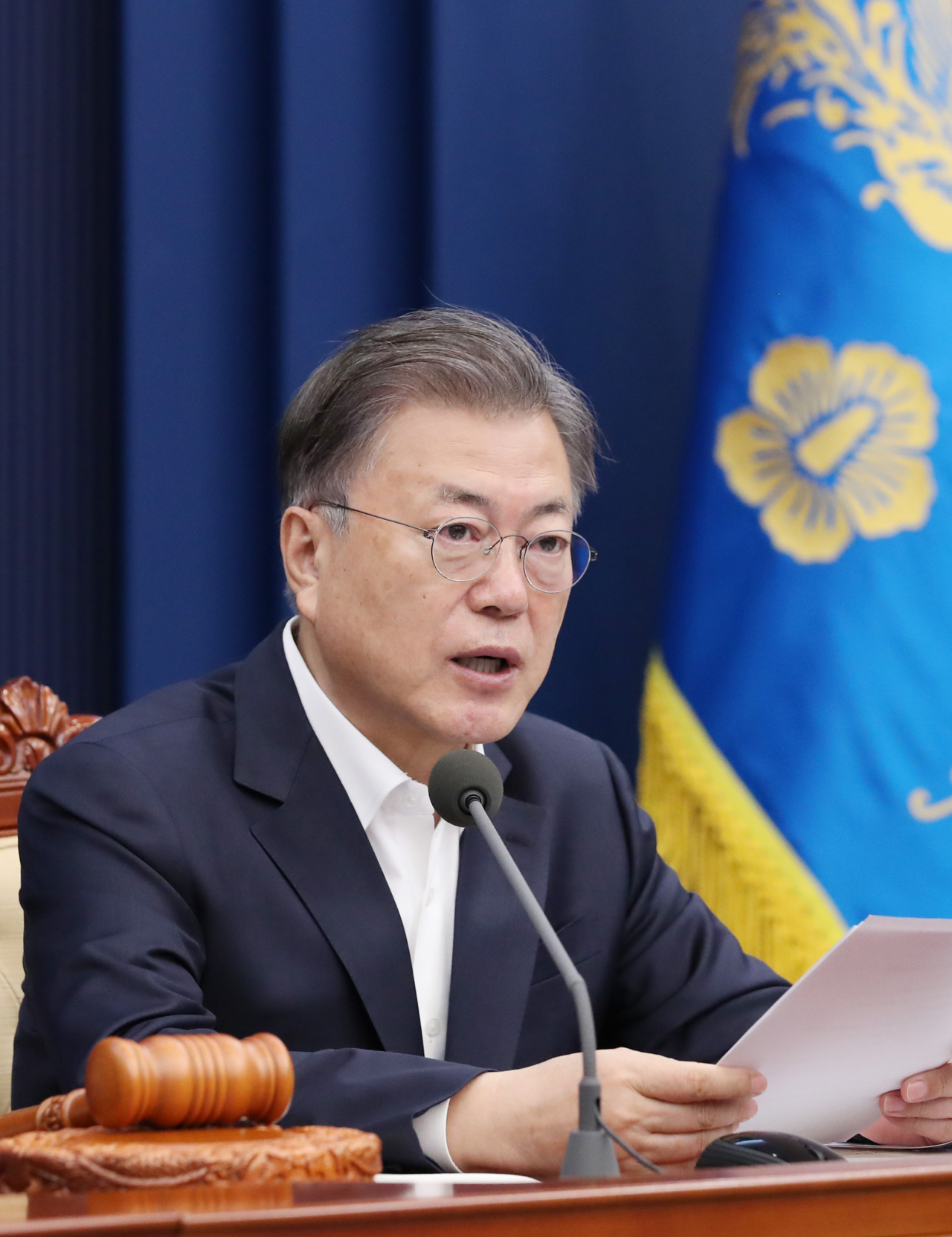 President Moon Jae-in speaks during a virtual Cabinet meeting at the presidential office Cheong Wa Dae in Seoul on Tuesday. (Yonhap)