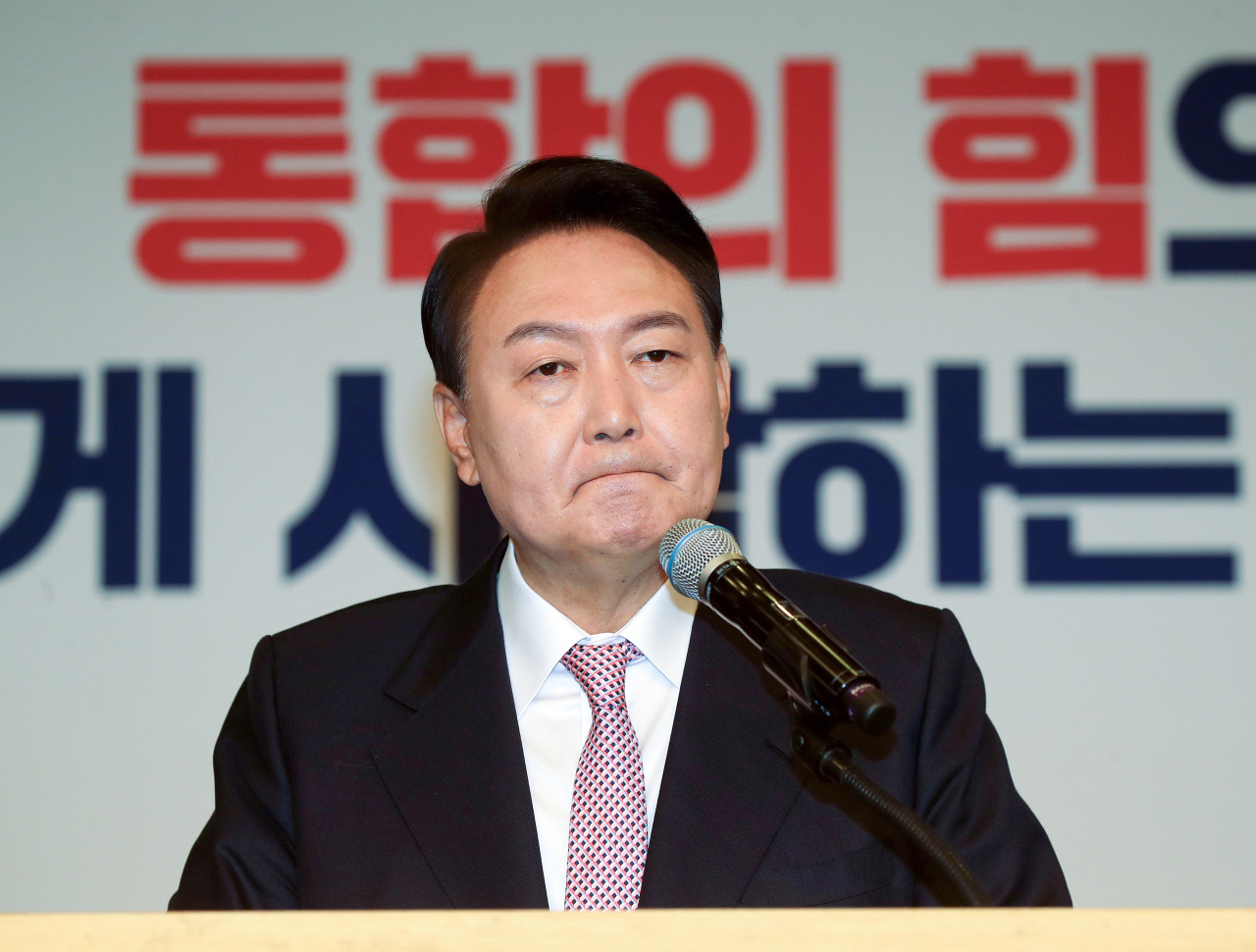 President-elect Yoon Suk-yeol speaks during a press conference at the National Assembly in Seoul on Thursday. (Yonhap)