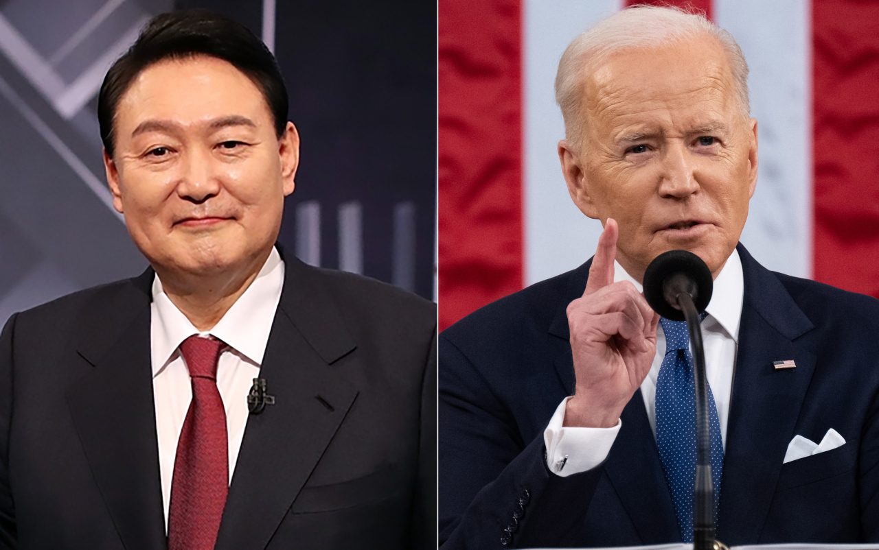 South Korea's President-elect Yoon Suk-yeol (left) and US President Joe Biden (Yonhap-EPA)