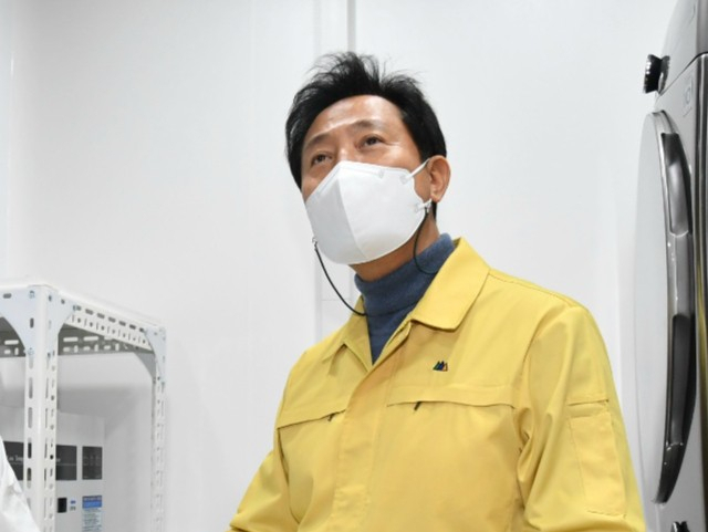 This file photo provided by the Seoul Metropolitan Government shows Seoul Mayor Oh Se-hoon. (Yonhap)