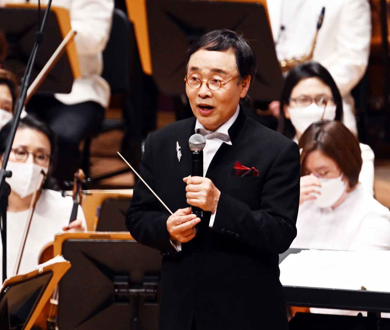 Conductor Ha Sung-ho (Park Hyun-koo/The Korea Herald)