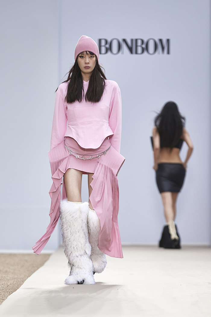 Bonbom’s 2022 fall-winter collection (Seoul Fashion Week)