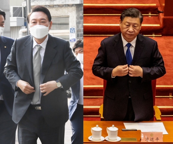 South Korea’s President-elect Yoon Suk-yeol (left) and China’s President Xi Jinping (Yonhap / EPA)