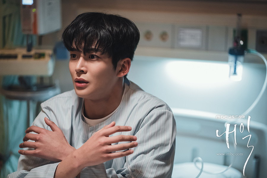 Rowoon plays unemployed college graduate Choi Jun-wung in “Tomorrow.” (MBC)