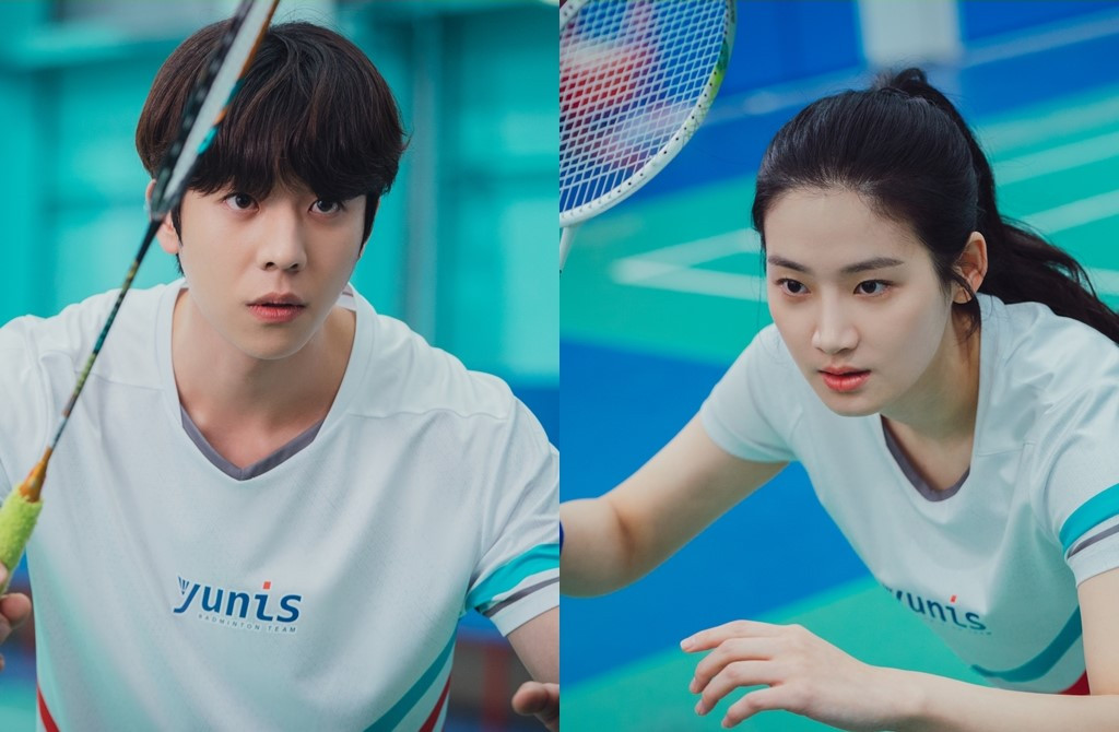 Actors Chae Jong-hyeop (left) and Park Ju-hyun take the role of badminton players in “Love All Play.” (KBS)