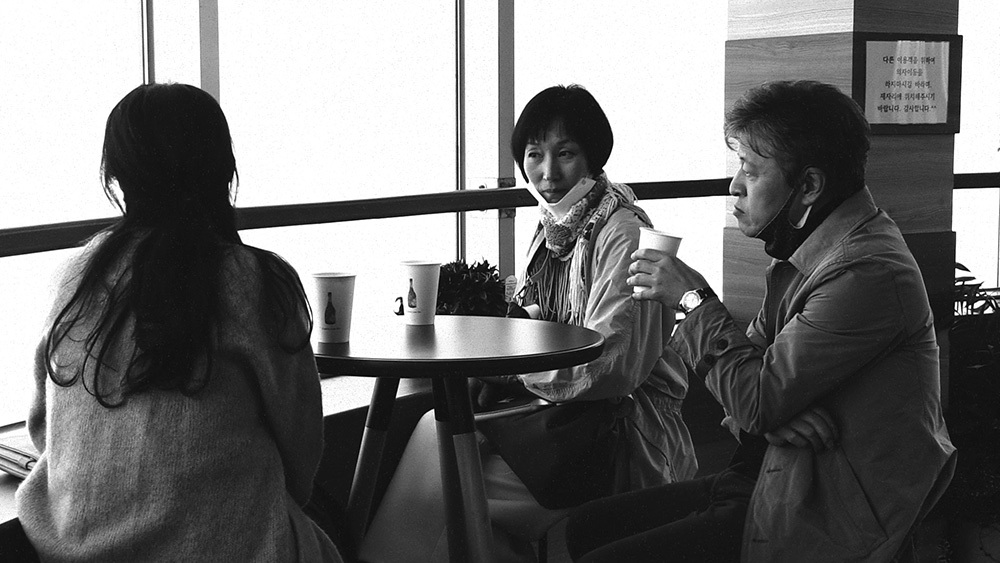 A scene from “The Novelist’s Film” directed by Hong Sang-soo (Jeonwonsa Film)