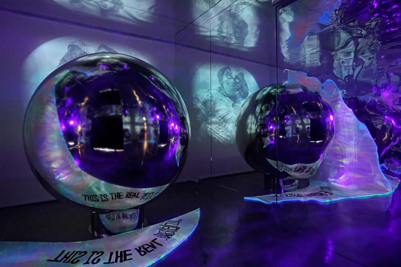 “Moon Knight” artwork in a spherical installation (Walt Disney Company Korea)