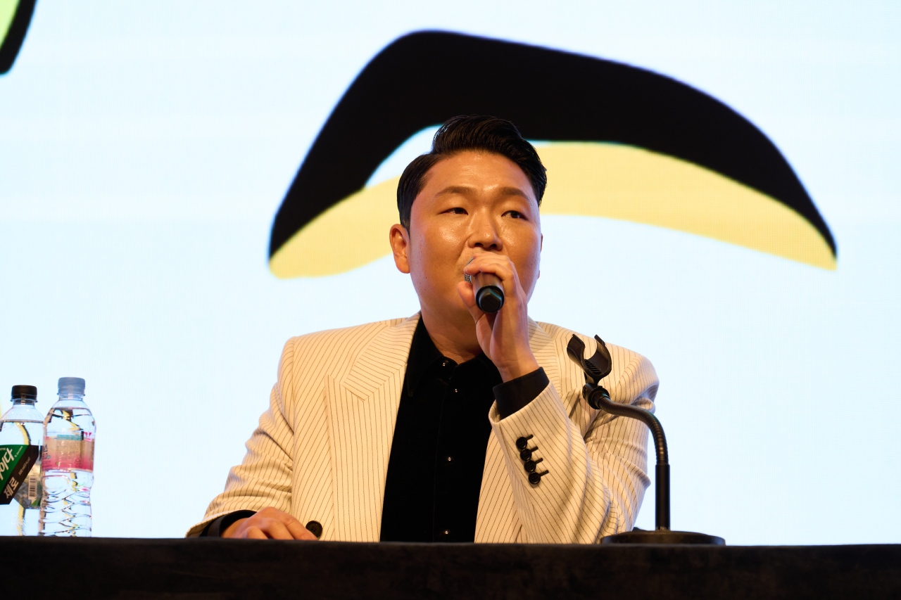 Psy’s ninth full-length album “Psy 9th” press listening session takes place at the Fairmont Ambassador Seoul in Seoul on April 29. (P Nation)
