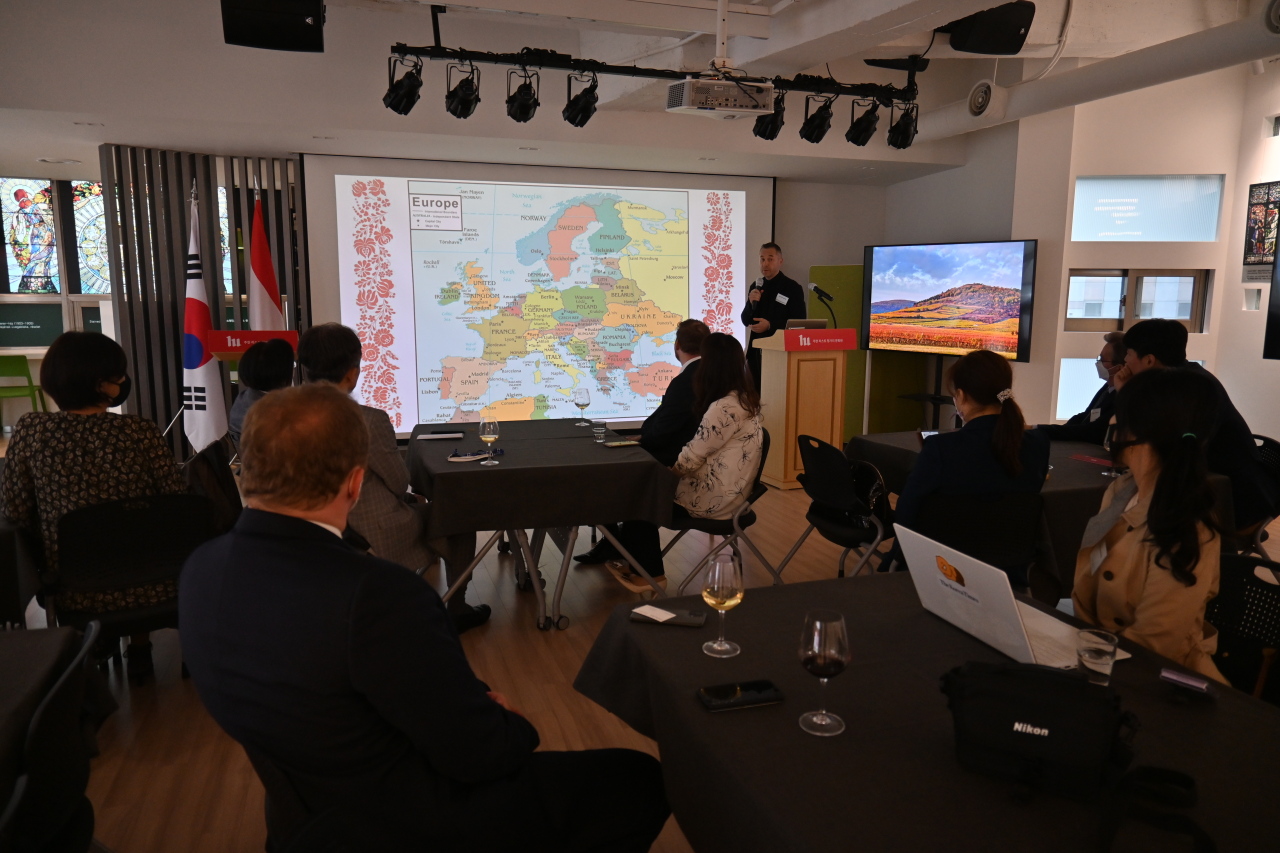 Liszt Institute Director Istvan Medvigy delivers a short presentation on Hungarian wine culture and its diversities at the Korea CQ Forum on May 3. (Sanjay Kumar/The Korea Herald)