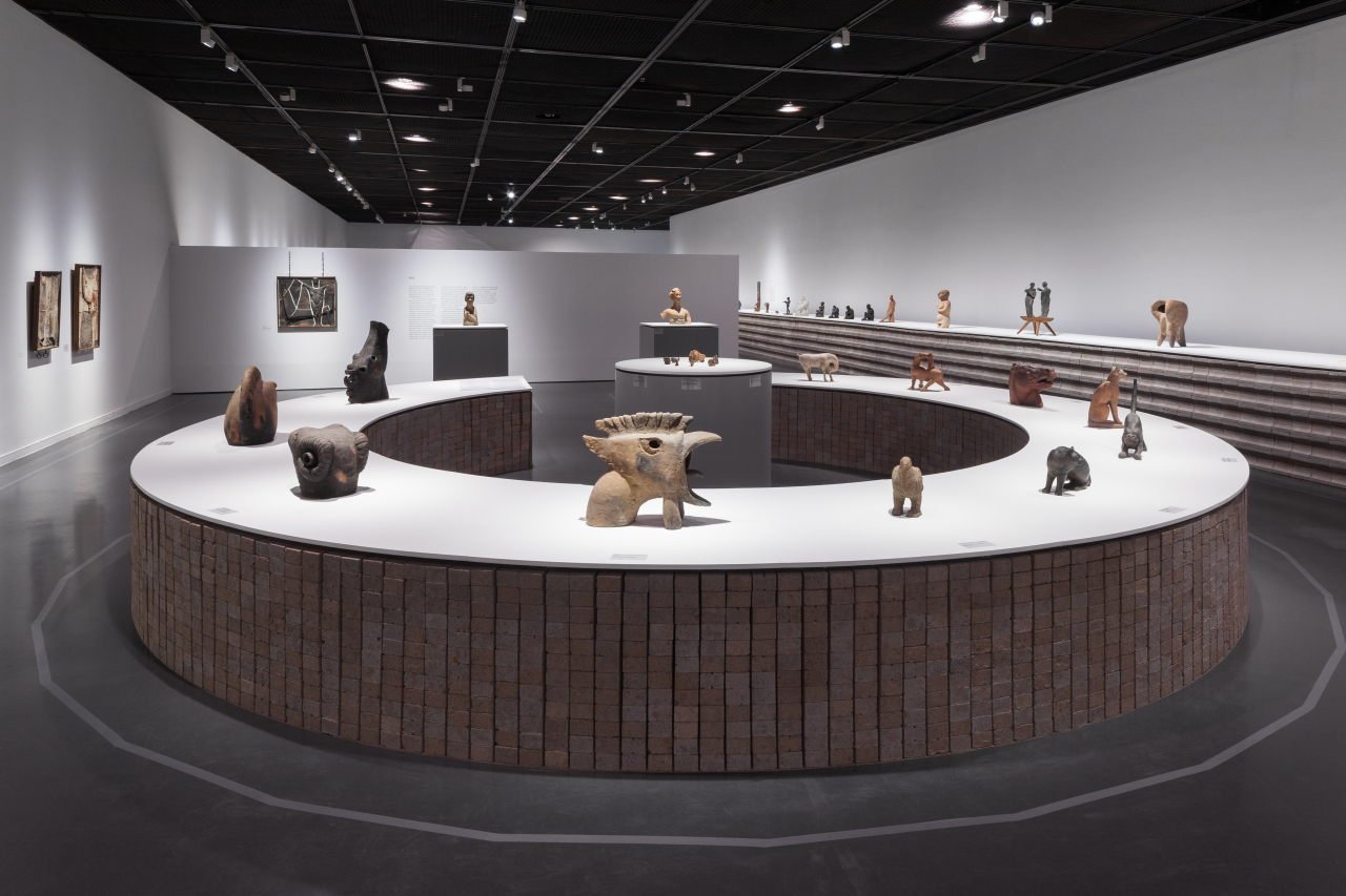 An installation view of “Kwon Jin Kyu Centennial: Angel of Atelier” at the Seoul Museum of Art (SeMA)
