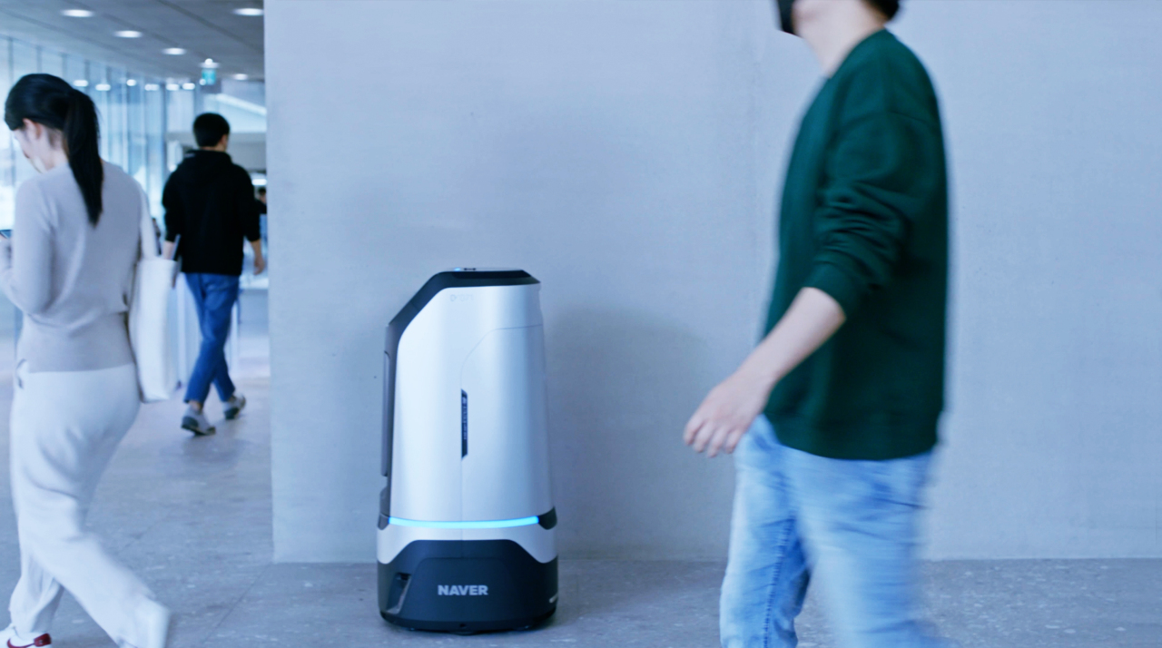 A visual concept image of a robot that travels in indoor space. (Naver)