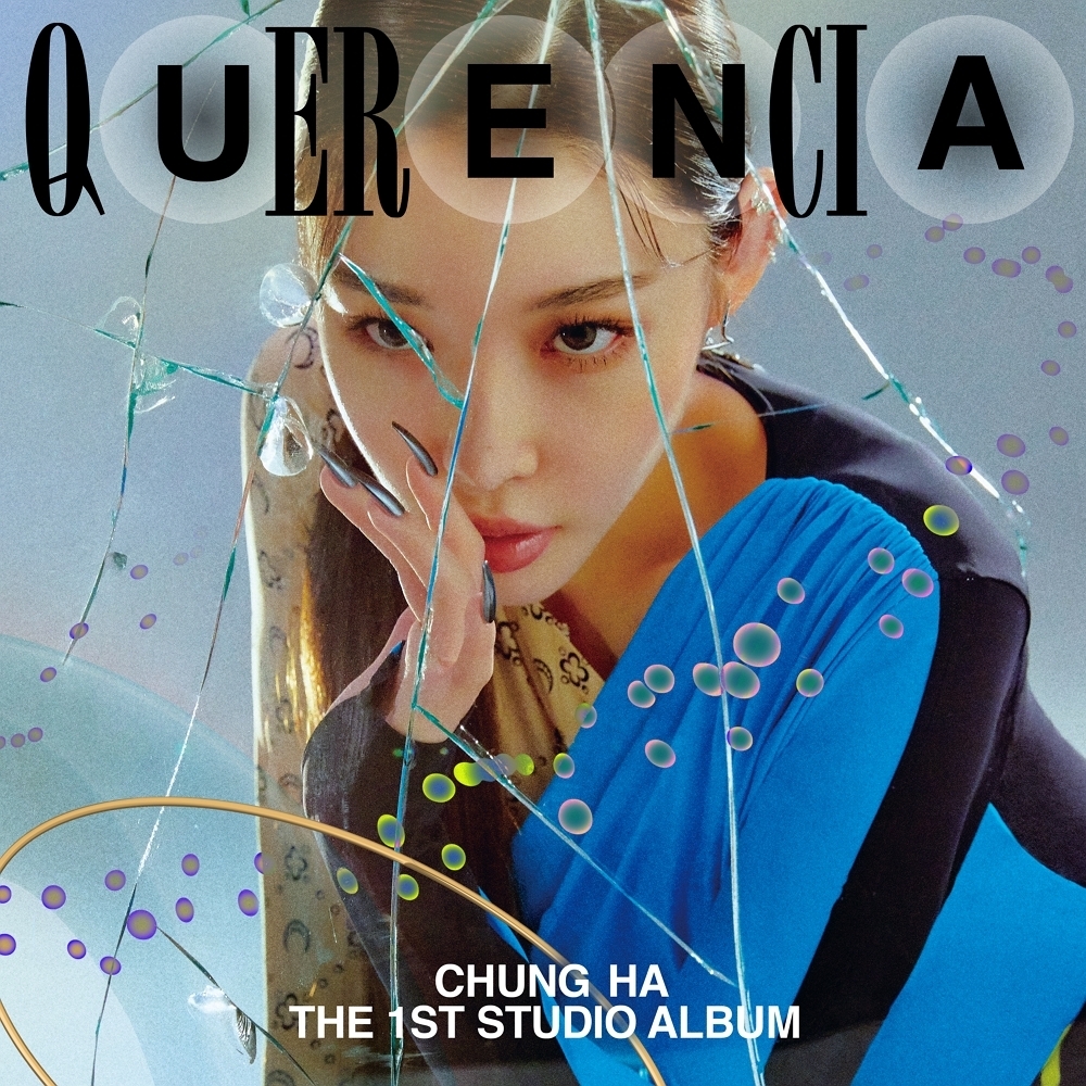 Chungha’s first full-length album “Querencia” (MNH Entertainment)