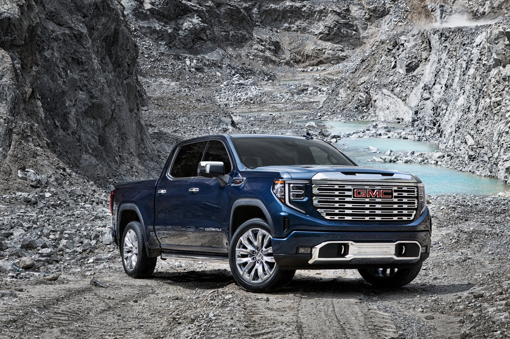 This file photo provided by GM Korea shows the GMC brand's Sierra Denali pickup. (Yonhap)