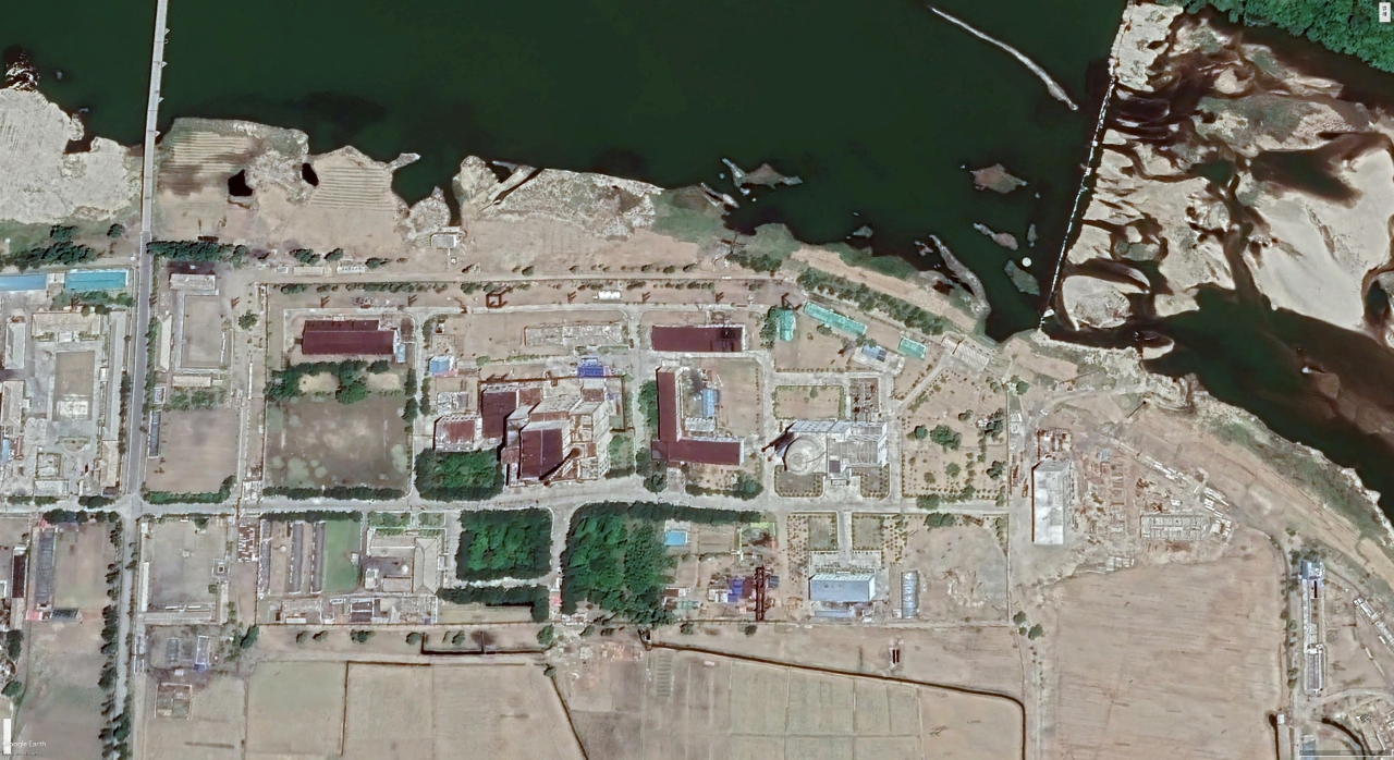 North Korea’s Yongbyon Nuclear Scientific Research Center (Google Earth)