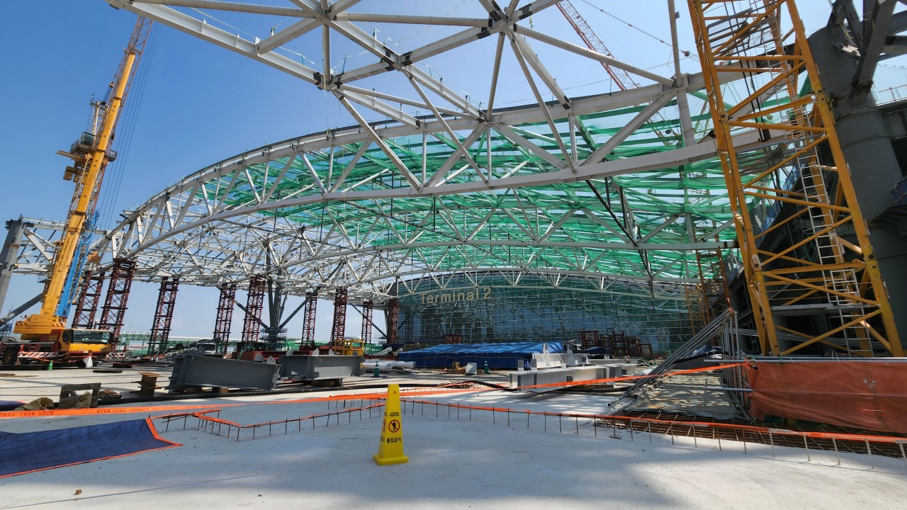 The Incheon International Airport Level 4 construction site was revealed to reporters on Wednesday. (IIAC)