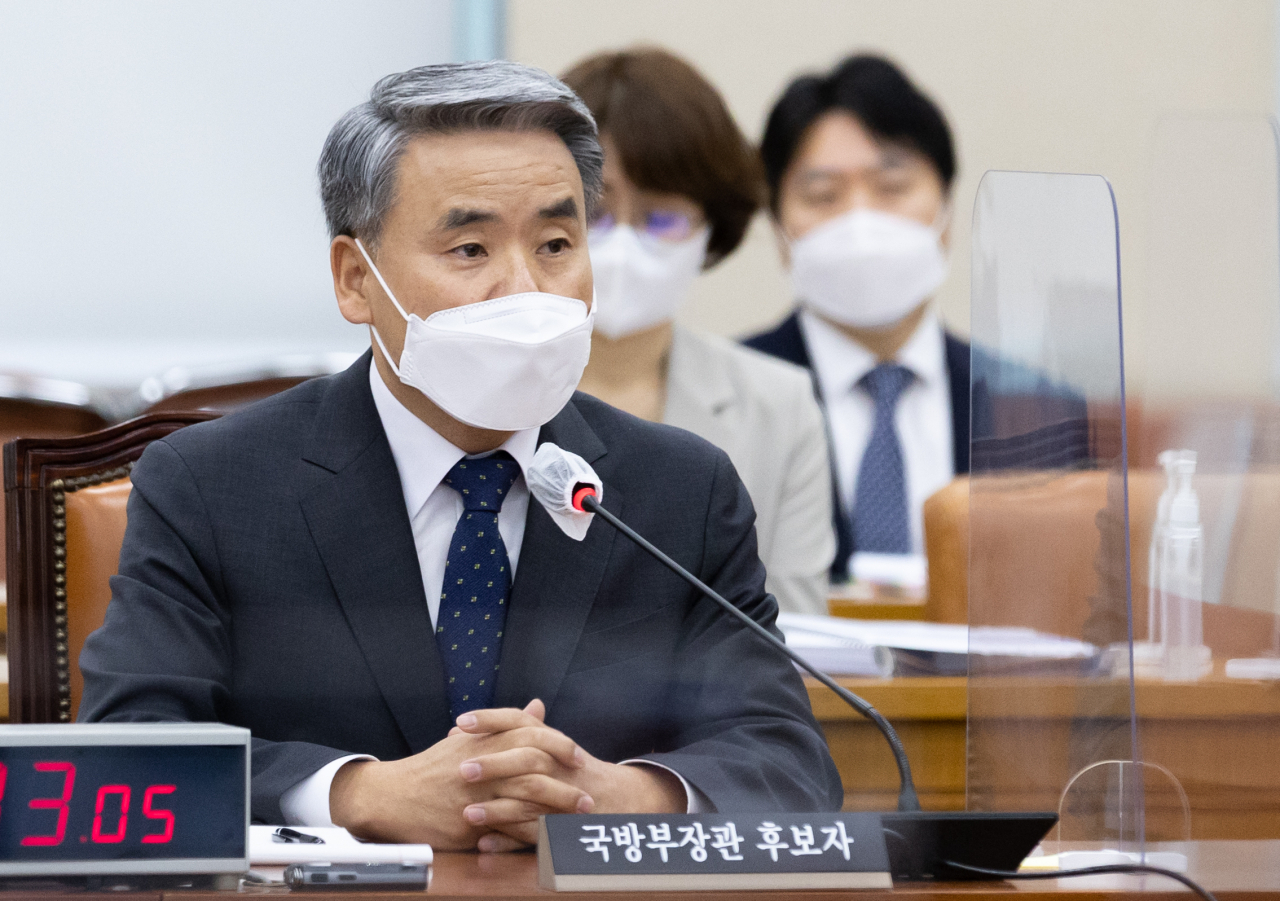 This photo, taken on May 4, shows then Defense Minister nominee Lee Jong-sup attending a parliamentary confirmation hearing at the National Assembly in Seoul. (Yonhap)